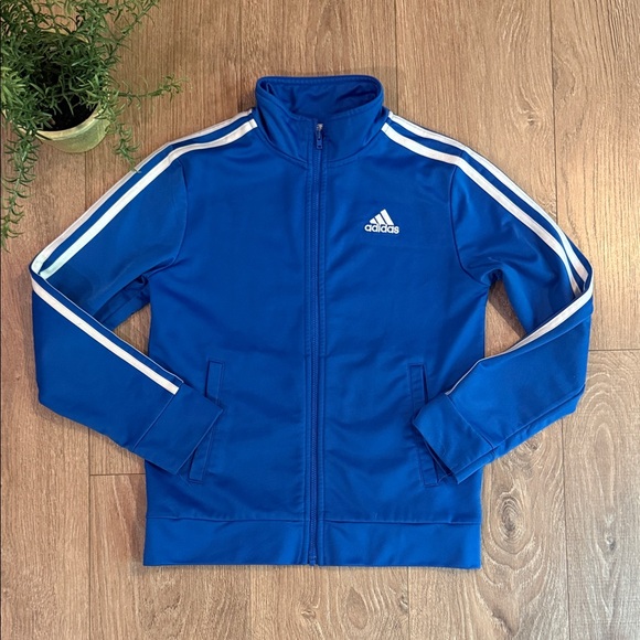 LIKE NEW ADIDAS BLUE LIGHTWEIGHT JACKET SIZE 10 - Picture 1 of 3